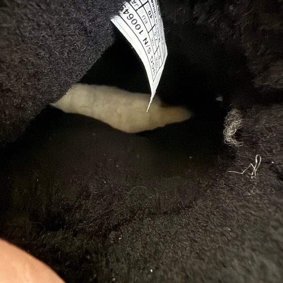 NEW UGG TRIANA SEAWEED PERF BOOT 9 NWOT - Picture 8 of 8